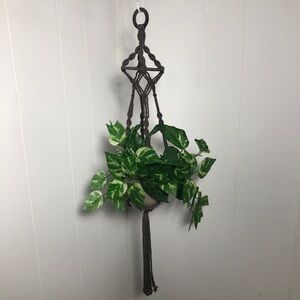 Macrame Plant Hanger: Brown, 34” long. NEW
